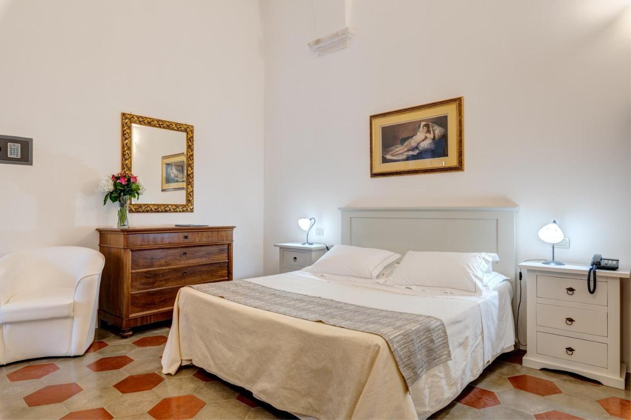 Hotel La Terra Остуни Екстериор снимка